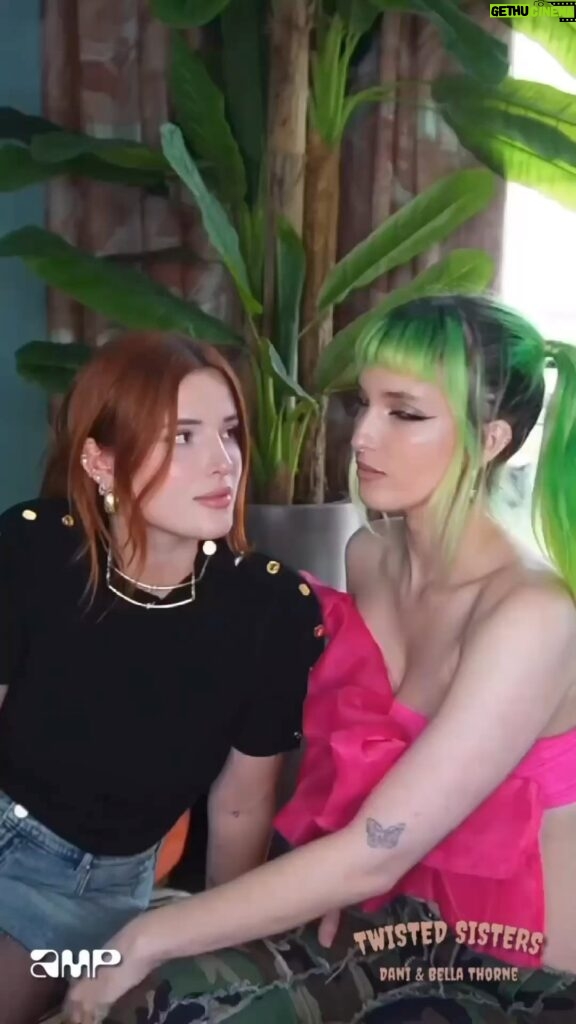 Bella Thorne Instagram - Tea time! 🫖 🫖🫖 We love to chat shit & get into it about best first dates, worst first dates 🚩🚩🚩faking Os, being a woman in the music industry, working with fam + + Sometimes we have guests & we always have Dani DJing a killer playlist! If ur interested in these topics and want to call in during the show to talk to us live then download @onAmp to hang with me @dani_thorne @twistedsisters every week!! Los Angeles, California