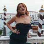 Bella Thorne Instagram - Vintage Dior by John Galliano and @amfar make a great pair 🖤🤓 @dior @jgalliano @cartier @thornedynasty