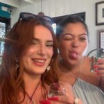 Bella Thorne Instagram - Always the best time with all my best friends!! I wanna thank my ladies @alexayarnell @calialb for going out of their way to plan me the most perfect day and I want to thank @airbnb as well for literally the most amazing house anyone has ever laid eyes on!! @jeffbeacher I luv uuuuu
