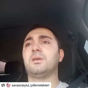 Berkan Şal Instagram - Bir babanın çıglıgını duymaktan aciz, çag atlayan ve çağ atladıgını idda eden soytarılar.  Bir babanın , annenin, bebegin ve böyle yüzlercesinin çıglıgını duymanız için ne yapmalıyız.  Bir devlet, hükümet olarak bu çocuklara  bağ bağışlamanızı beklemiyoruz. Sadece görevinizi yapın. En dogal yaşam haklarını da savunmuyorsanız ne işe yararsınız.