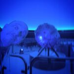Bernhard Hoëcker Instagram – Gibt es einen passenderen Tag als heute, um ein Planetarium zu besuchen?
Glückwunsch an die ganzen Schwarzlochfototeammemebers!
@planetarium.berlin #schwarzesloch #blackhole Zeiss-Großplanetarium