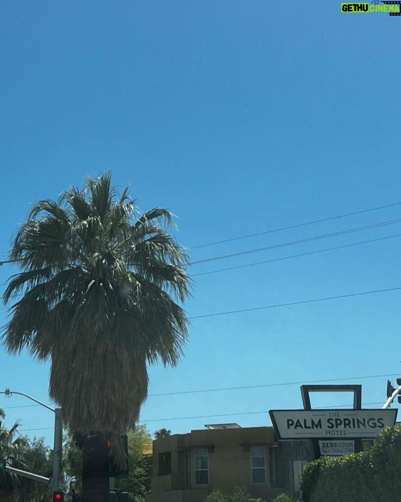 Bethany Clayton Instagram - Palm Springs dumpy ❤️‍🔥 Palm Springs, California