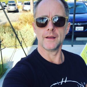 Billy Boyd Instagram - Sometimes a daytime nap is the best. @dom_monaghan_  #daynap #lunch #imsureiknowhim