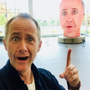 Billy Boyd Instagram - Look at my giant head, I found it @wizardworld Columbus. I like it! I really, really like it!
#wizardworldcolumbus