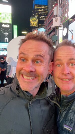 Billy Boyd Instagram - Happy Days! @dom_monaghan_ birthday NY city 2021
#thefriendshiponion