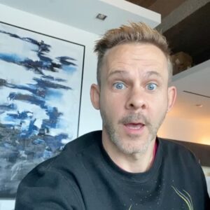 Billy Boyd Instagram - Hello! Me and @dom_monaghan_ are doing @thefriendshiponion Cameo’s. Limited time....so if you fancy one? Get us @cameo . See you this week on @thefriendshiponion . All the best x