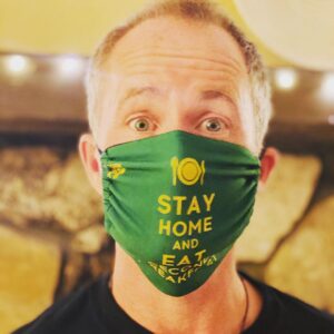 Billy Boyd Instagram - Happy 4th of July! It comes in pints! Not really, to be honest, it comes in the mail. Any way it supports @TheActorsFund! Pick up a face mask from @LegionMOfficial, 100% of their net proceeds are donated to help aid our fellow entertainment workers in need: https://shop.legionm.com/collections/face-masks have a great day and don’t forget your mask. #wearamask #4thofjuly #itcomesinpints #staysafe #inthistogether