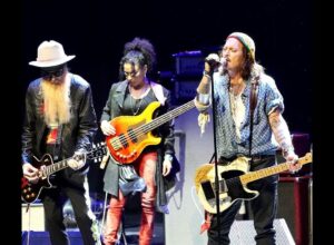 Billy Gibbons Instagram - Jeff Beck tribute at The Royal Albert Hall 

Photos 1-3 by @rosshalfin