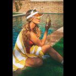 Blake Lively Instagram - 💛 Meyer Lemon @bettybuzz 💛 so thirsty