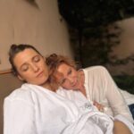 Blake Lively Instagram - Here are photos of me pregnant in real life so the 11 guys waiting outside my home for a 🦄 sighting will leave me alone. You freak me and my kids out. Thanks to everyone else for all the love and respect and for continuing to unfollow accounts and publications who share photos of children. You have all the power against them. And thank you to the media who have a “No Kids Policy”. You all make all the difference 🙏♥️. Much love! Xxb