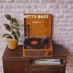 Blake Lively Instagram - Tell me you played with Polly pocket as a kid, but are now grown with a business of your own, but still feel 9, without telling me… @bettybuzz cans now on @amazon @hannahlemon_art thank you for making my dreams a teeny tiny reality