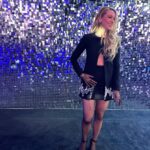 Blake Lively Instagram - When I grew up, women were always pit against one another. It took me until adulthood to see that the instinct for women to lift each other up to their highest potential is the norm not the exception. Most of my best friends are women who would’ve been packaged to me as threats or competition. It’s our job to show younger generations the power in aligning rather than dividing. All this to say, @beyonce and @taylorswift neither of you have to be threatened by my pop stardom. There’s space for us all. Renaissance: A Film by Beyoncé. In theaters now …And even better than you can imagine. ✨👽✨