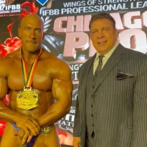 Bob Cicherillo Instagram - Got to chat with the Chicago Pro Champ, @antoinev87 just off his win! 

#chicagopro #ifbbpro #voiceofbodybuilding #bobcicherillo #bodybuilding
