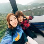 Bonnie Wong Instagram - 咁快又一年🧡感謝好天氣☺️ 1. 指定白牆合照 2. 指定360合照 3. 虎牙與L姐 4. 上下把 5. 全家福 6. Bad girlo精神領袖🔥😈🤘🏻 7. 我哋都係樂壇新人呀！！！ #多謝你唱我 Wardrobe @physiojam Makeup @carmencmakeup_cc