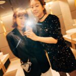 Bonnie Wong Instagram - Shine bright like a diamond💎 ✨ 今年台慶好bling bling💫 第一次有好姊妹同我一齊化妝整頭再去台慶 好有gossip girl嘅既視感（？）☺️ 玩得好盡興🤘🏻開心嘅晚上呀～ 商台Happy Birthday 🫶🏻 今晚最驚喜係有前輩拎60年長期服務獎 用把聲陪伴大家60年❤️好浪漫 嗯 電台就是如此浪漫🫶🏻 Makeup @carmencmakeup_cc Hair @zenkizen0401
