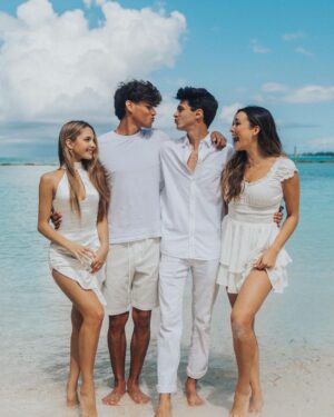 Brent Rivera Instagram - No dramas in the Bahamas 😍🌴