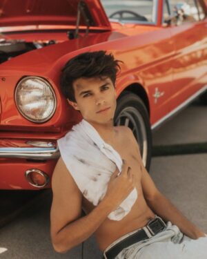 Brent Rivera Instagram - Call me if your car breaks down 👨‍🔧🚗