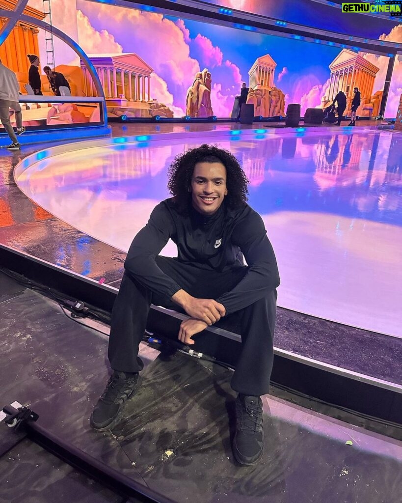 Brett Sewell Instagram - DANCING ON ICE 2023.⛸️❄️ Thank you @mass.talent and @brionyalbert all the gratitude. What an experience! Working with some incredible people! Huge respect for all the contestants and talent. X Dancing on Ice