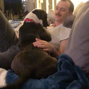 Brian Holden Instagram - We’ve been having to time of our life with our little foster-friend, Cuddlebug! #onetailatatime