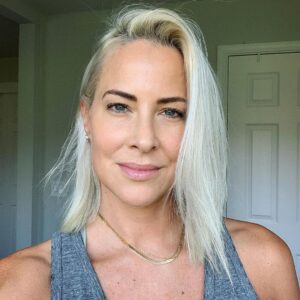 Brittany Daniel Instagram - Good morning! #happytuesday ❤️