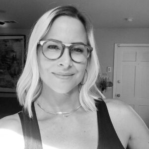 Brittany Daniel Instagram - I’m so grateful for all of the brave, strong, and loving women in my life. I stand with you always and forever. @courtneytallmanhair @tricia.flora @rubygettinger @leilarader @shyamagrace #challengeaccepted #womensupportingwomen ❤️