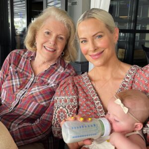 Brittany Daniel Instagram - My mama meeting Hope for the first time. 🥰