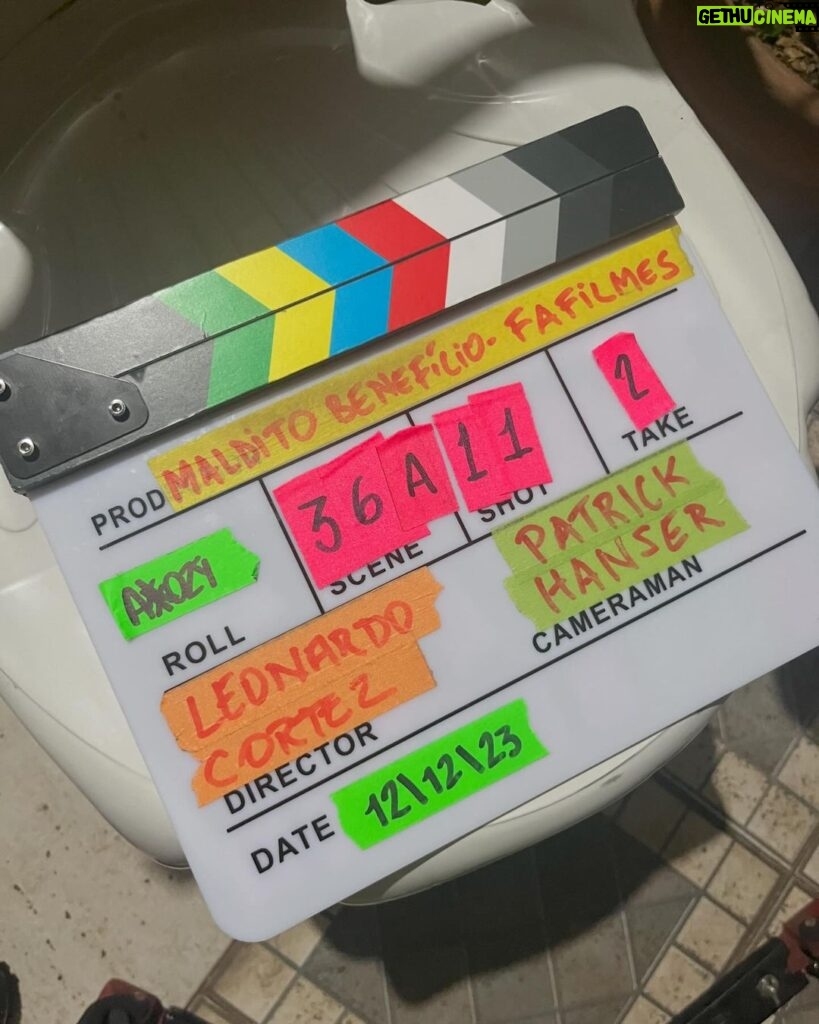 Bruna Aiiso Instagram - Encerrando minha participação hoje em “Maldito Benefício” e sentindo uma gratidão imensa, um filme lindo, engraçado, emocionante! Obrigada toda a equipe que faz a magia acontecer. 🎬🥹 Produção: Fa Filmes @fafacultural @leonardofcortez - Diretor @clairecastelano - Assistente de Direção @bruneca - Produtora Executiva robertaxfonso - Assistente de Produção Executiva @eduandreani - Diretor de Produção @aalexandramartins - Produtora de Elenco @filipifalca - Platô @monicasouzaproducao - Produtora de Locação @patrickhanser - Diretor de Fotografia @marpelomundo - 1ª Assistente de Câmera @marcelamelchiades - Logger @naovouproceuamem - Video Assist @marcio_padilha_001 - Som Direto @riccardomelchiades - Gaffer @bruveras - Diretora de Arte @valente_roberta - Produtora de Arte @andrezareispro - Maquiadora @daicanzain - Figurinista