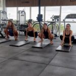 Bruna Aiiso Instagram - Consciência corporal e consciência de que não tem consciência corporal @kizivaz @brunaaiiso @yris_sampaio @rafalund