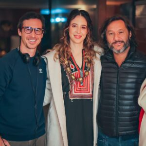 Bruno Ascenzo Instagram - Cerrando esta aventura con dos invitados increíbles. Súper fan de ambos. Gracias @diegotorresmusica y @sofffiaaa1 por jugar con nosotros.

#DimeLoQueQuieres

@vixplus 
@1111films 
@beekeeperfilms