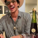 Bruno Mars Instagram - ♥️ ♣️ 🤠 ♦️ ♠️ IM ALL IN!
