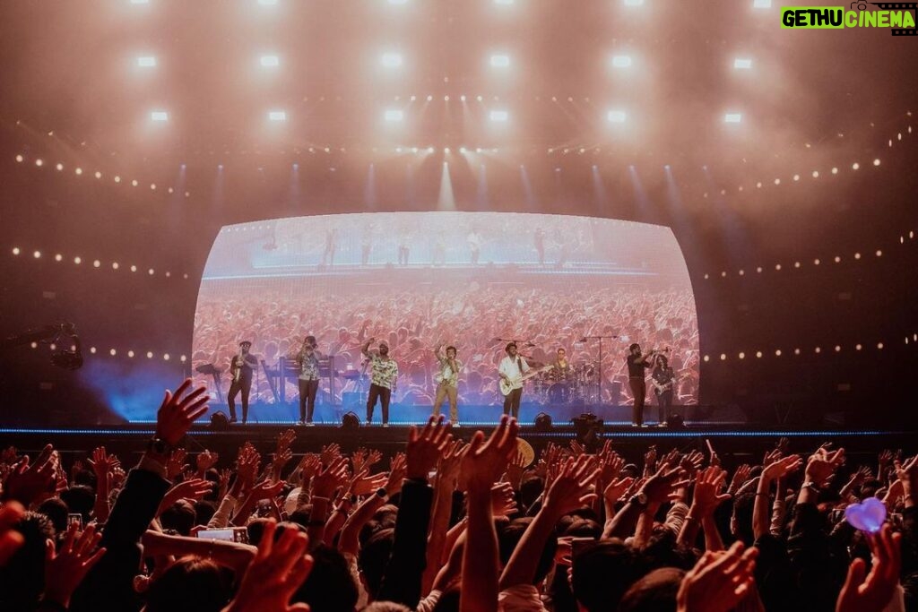 Bruno Mars Instagram - Thank you Japan for everything!!! I love you ♥ 🇯🇵🫰