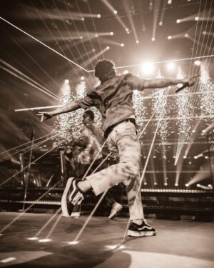 Bruno Mars Instagram - 🎶 Can I just stay here? Spend the rest of my days here! 🎶 Happy 10 Year anniversary #lockedoutofheaven #hooligans 🎉