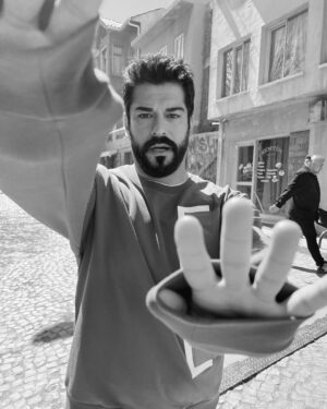 Burak Özçivit Instagram - @altinyildizclassics 🪢