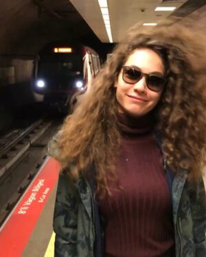 Çağla Özavcı Instagram - Rivrivriv🐣
#metroçoközlendinkamkacım.