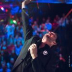 Éric Antoine Instagram - Mais quelle saison et quelle finale de DINGUE les amis 🤩😍 Un grand merci à toutes les équipes qui rendent ce magnifique show possible et merci À VOUS d’être toujours aussi nombreux à suivre #LFAUIT 🤩 Passez de très belles fêtes les copains, je vous embrasse 😘 Studios De Television De La Plaine St Denis