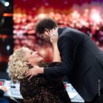 Éric Antoine Instagram - Mais quelle saison et quelle finale de DINGUE les amis 🤩😍 Un grand merci à toutes les équipes qui rendent ce magnifique show possible et merci À VOUS d’être toujours aussi nombreux à suivre #LFAUIT 🤩 Passez de très belles fêtes les copains, je vous embrasse 😘 Studios De Television De La Plaine St Denis