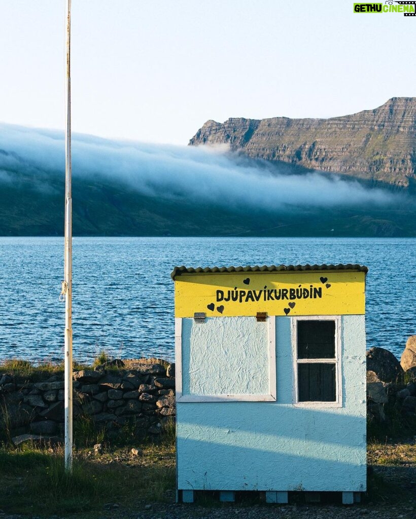 Ólafur Arnalds Instagram - unemployed in the summertime