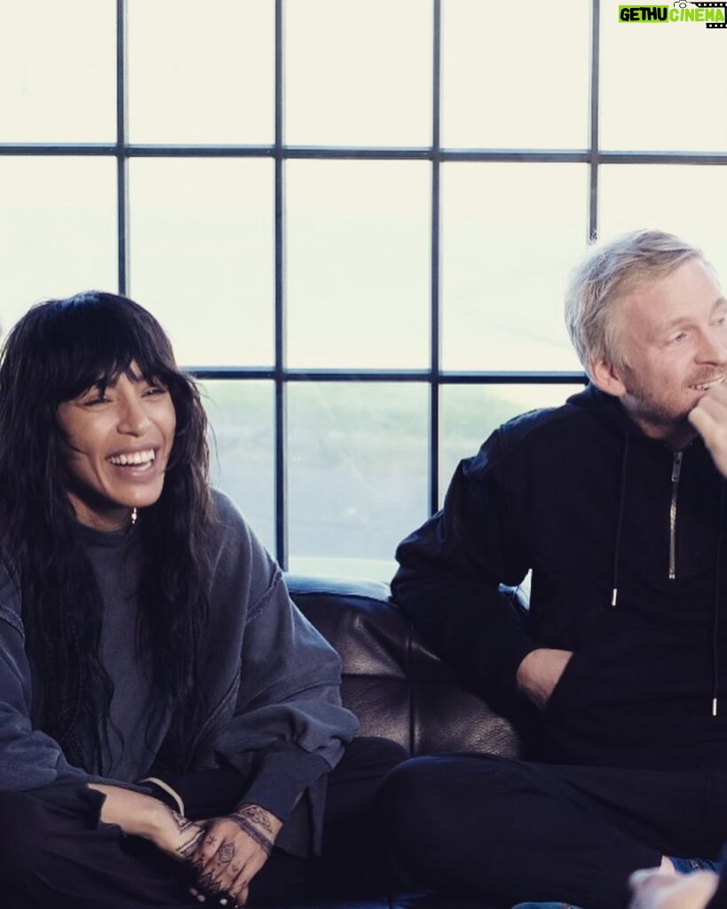 Ólafur Arnalds Instagram - What happens when we put me and @loreenofficial into a studio together? ❤️