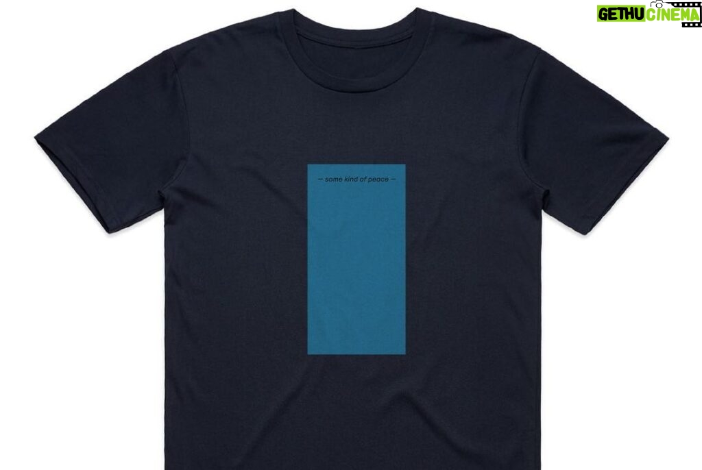 Ólafur Arnalds Instagram - After a long winter in the northern hemisphere, T-shirt season is finally starting! We’ve just restocked these, and to celebrate all tees are 15% off for the rest of April. 👕 Find the store via link in bio.