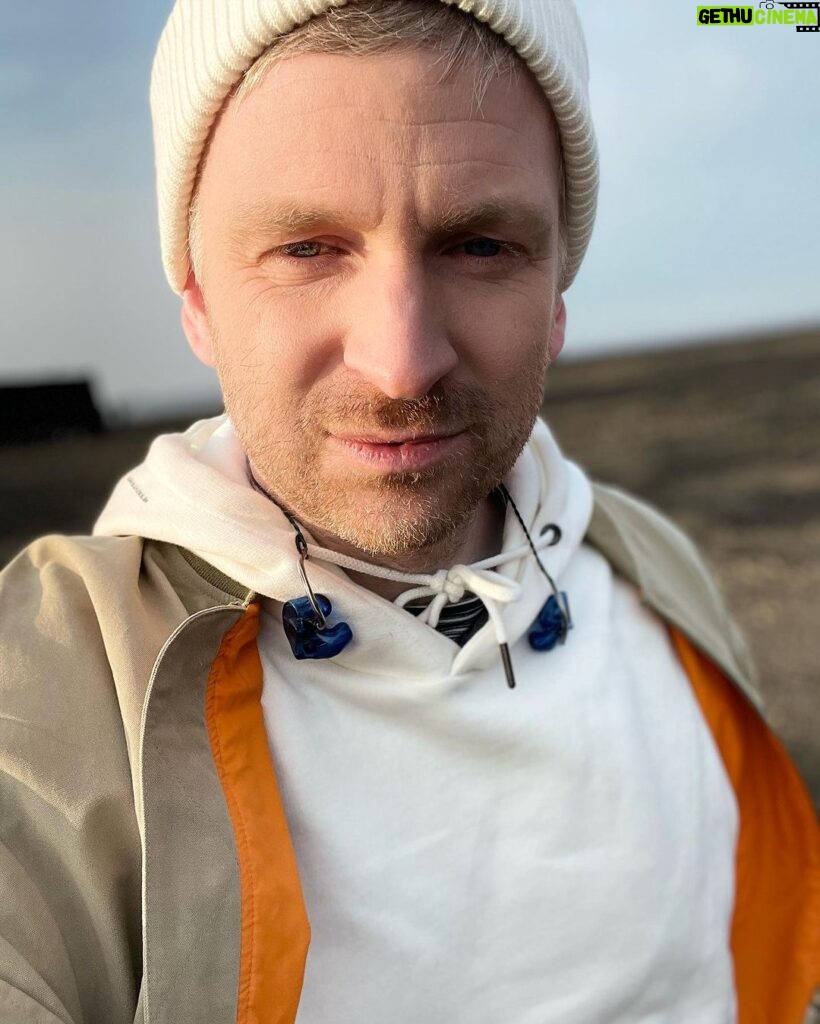 Ólafur Arnalds Instagram - June 2023 1. Tied hoodie strings cause controversy on Discord 2. @loreenofficial creative time 3. Some kind of peace can be found here 4. Lost with @france.fabris 5. ❤ 6-7. With the legend stone harp maker Páll from Húsafell 8. Stage view insanity 9. The lengths people go to to protect fragile nature from tire tracks ❤ 10. Coffee, day after @cerclemusic session. That perfect feeling of exhausted yet happy