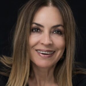 Özlem Akınözü Instagram - Tüm koşuşturmasına rağmen bana vakit ayırıp bu birbirinden güzel foto’lara imzasını atan canım @pinargedikozer sana ne kadar teşekkür etsem az🙏🏻🙏🏻❤️işini iyi yapan insanlarla kesişsin hep yollarınız🙏🏻🙏🏻📷📸 photo by @pinargedikozer