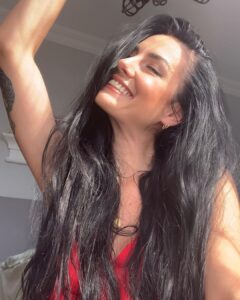 Özlem Yılmaz Instagram - Rinaaa.. rina rina.. 😂😂😂