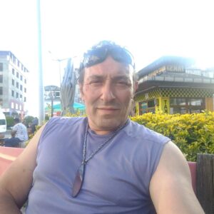 Şendoğan Öksüz Instagram - Aynı beyaa.....