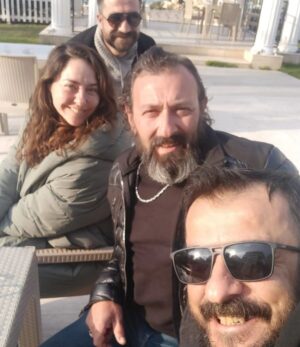 Şendoğan Öksüz Instagram - Güzel insanlarla güzel bir işi sonuçlandırmış olmanın mutluluğu....