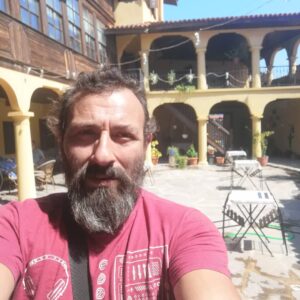 Şendoğan Öksüz Instagram - Bir iş daha bitti hayırlısıyla.. #muallim 
@muslimsahinofficial 
@hakanyldz.58 
@ruhisariofficial 
@kerimyagci1 
@leventsulunofficial 
@sevtapozaltunn 
@sendoganoksuz