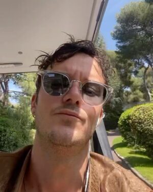 César Domboy Instagram - Life like this sure is sweet, here in Eden with my rocking @diorbeauty fam #dioriviera ☀️ 
@jeromepulis 
@fannybourdettedonon 
@benoit_ponsaille 
@ohmybos 
❤️