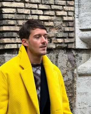César Domboy Instagram - Back in Milan when I said 🐥 
📸 @ohmybos 🫶
