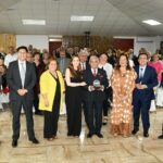 Camila Flores Instagram - ✅ Aniversario No 100 del Círculo de Suboficiales de Ejército de #LosAndes Con mucho orgullo junto a nuestro #CORE Percy Marin acompañamos a don Augusto Hernan Fuentes Cortez y socios en la celebración de los 100 años de nuestro querido Círculo, del cual además me han dado el honor de ser parte como socia Gracias por una vida entera de entrega a nuestro país y a nuestro querido Ejército Gracias a personas como ustedes tenemos una patria libre y soberana, la cual siguen cuidando desde su condición de retiro pero sirviendo igualmente a través del Círculo Muchas felicidades y vamos por 100 años más 🇨🇱