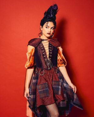 Camila Mendes Instagram - little miss mary sanderson @cibellelevi ✨

huge thanks to @matthewstylist and @jentioseco 🙏🏽 you understood the assignment