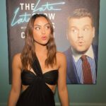 Camila Mendes Instagram - we interrupt your regularly scheduled emmy’s content to remind you to tune in to @latelateshow tonight 📺💥 12:37/11:37c on CBS